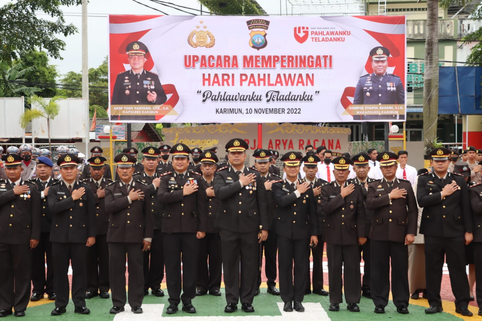 Kapolres Karimun Pimpin Upacara Dalam Rangka Hari Pahlawan ke 77 Tahun 2022