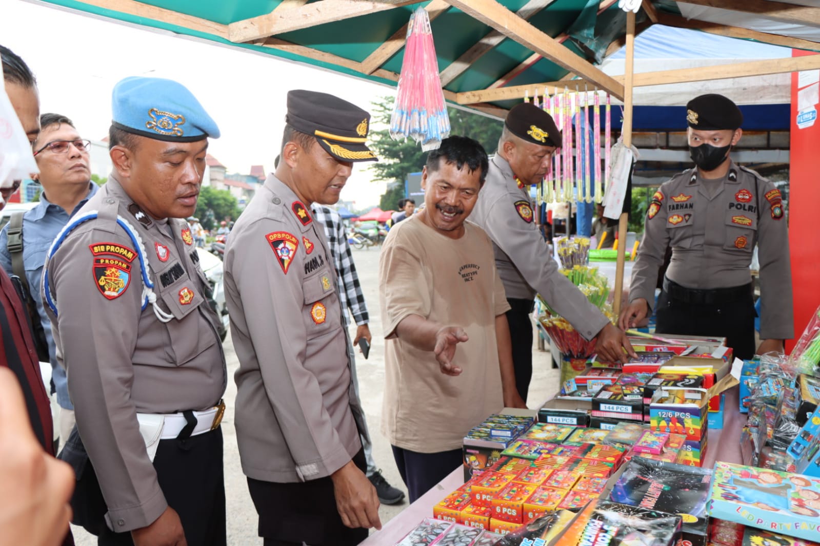 Tingkatkan Patroli, Polresta Tanjungpinang Amankan Puluhan Petasan Saat Gelar KRYD