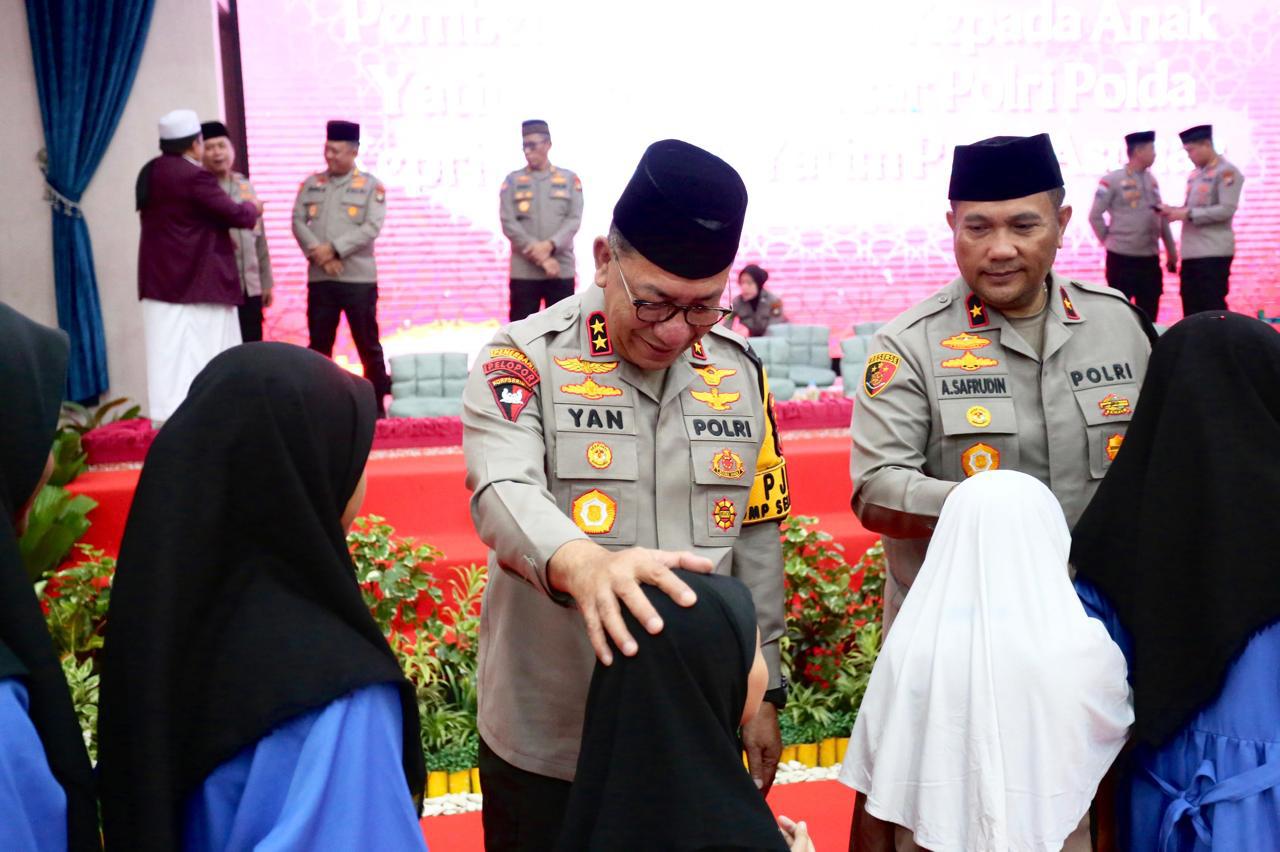 IRJEN POL Yan Fitri Halimsyah Kapolda Kepri Hadiri Peringatan Maulid NABI MUHAMMAD SAW